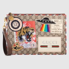 Gucci Courrier Portfolio Pouch in Beige GG Supreme Canvas