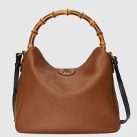 Gucci Diana Large Shoulder Bag in Brown Cuir Leather