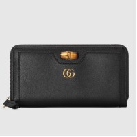 Gucci Diana Zip Around Wallet In Black Calfskin