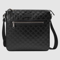 Gucci Messenger Bag in Black Signature Leather